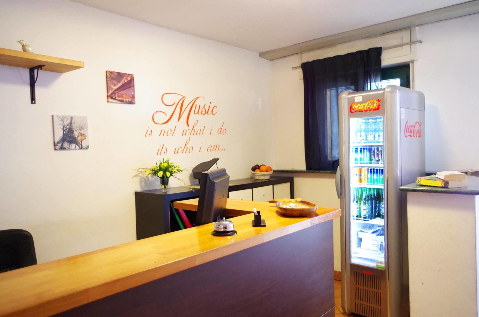 Couette-café Music 3*